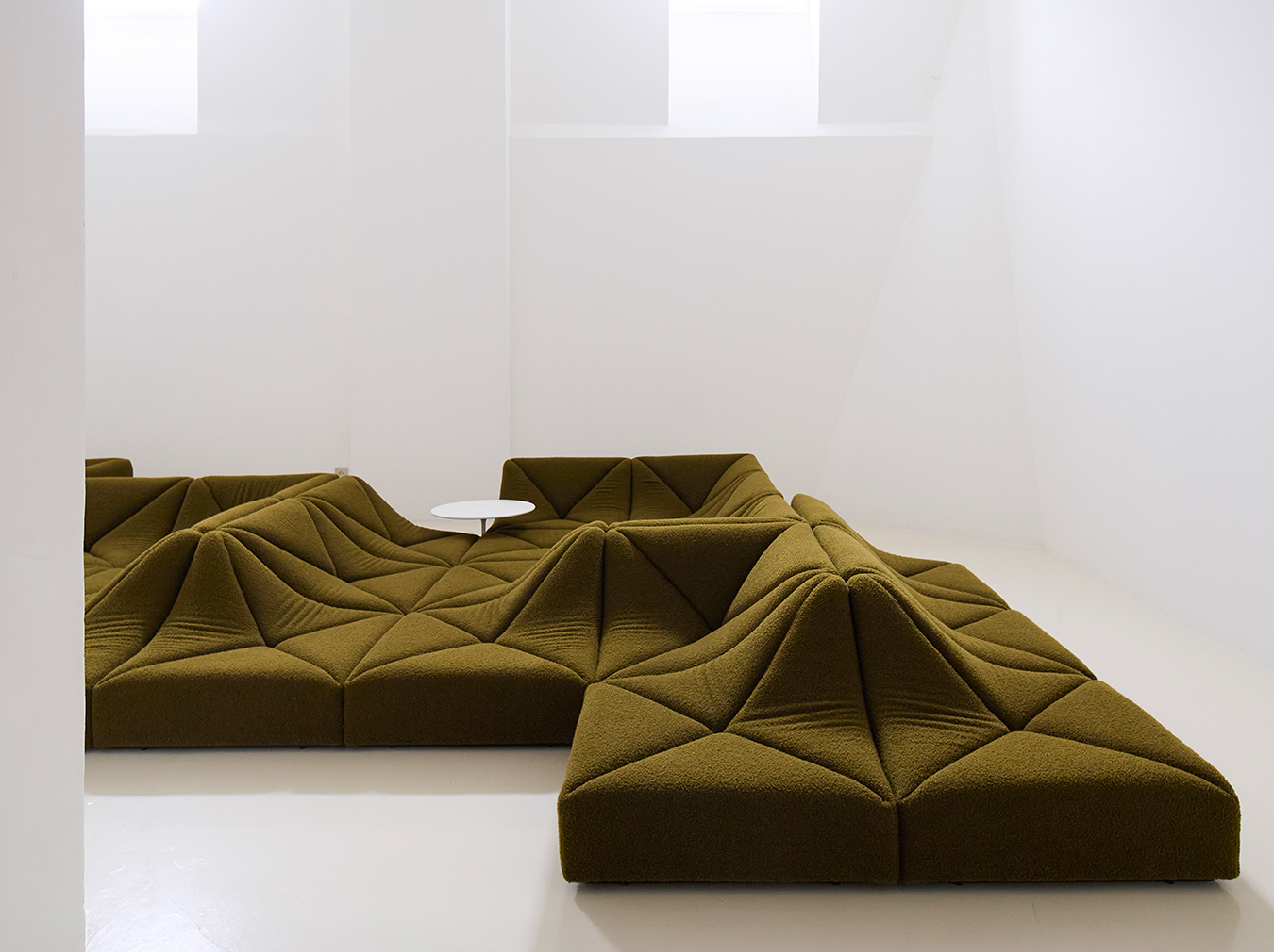 The Convo in Olive linen